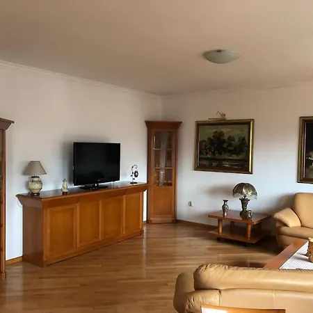 Διαμέρισμα Spacious In The City Center Of *